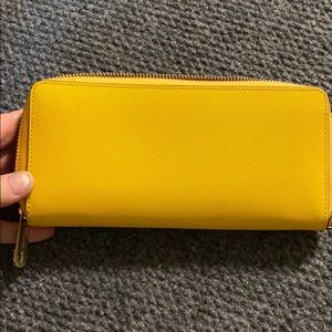 Michael kors wallet